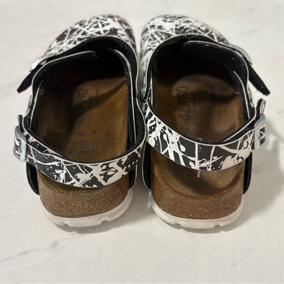 Birkenstock Alpro Women’s 6 Leather White Black Clogs Outdoor Granola Girl - Picture 6 of 8